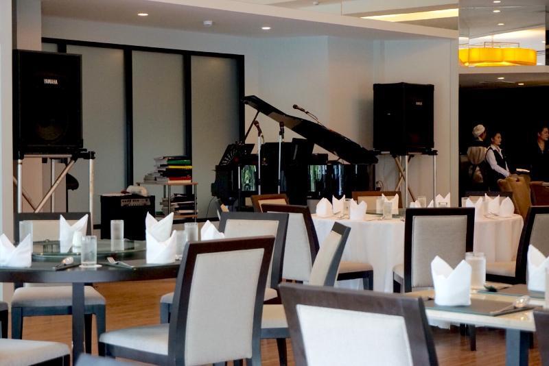 Louis Tavern होटल Bangkok